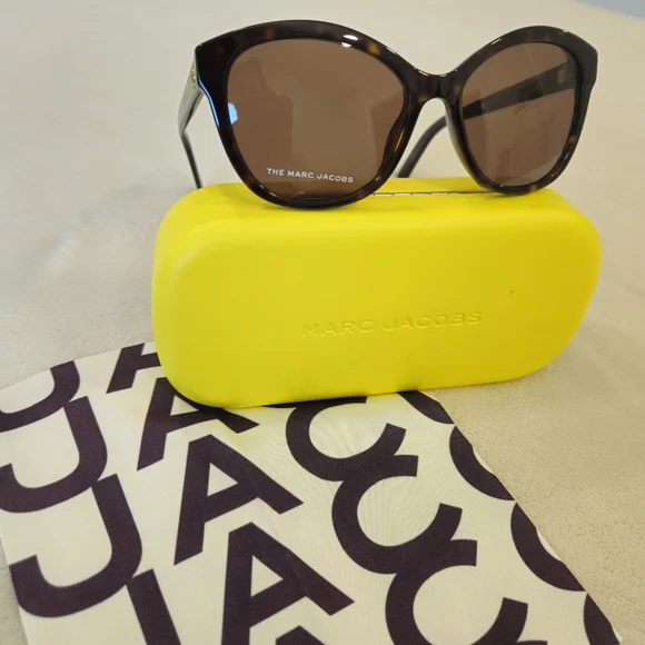 Marc Jacobs | Accessories | Nib Marc Jacobs Brown Sunglasses  display picture 1
